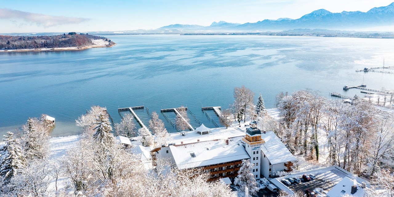 2 Nächte im 4* Yachthotel Chiemsee inkl. Halbpension & Nutzung des SPA-Bereichs bei Travelzoo