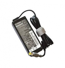 Techmania –  Lenovo Adapter 90 Watt (EU1)