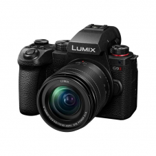 PANASONIC Lumix G9 II Kit (25 MP, Four-Thirds) zum neuen Bestpreis bei Interdiscount