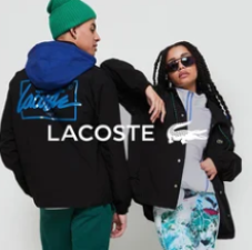 Verschiedene Fashion-Artikel von der Marke Lacoste in Aktion, z. B. Lacoste Sport Tracksuit