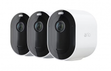 melectronics – Arlo Pro 4 Spotlight 3er Set weiss